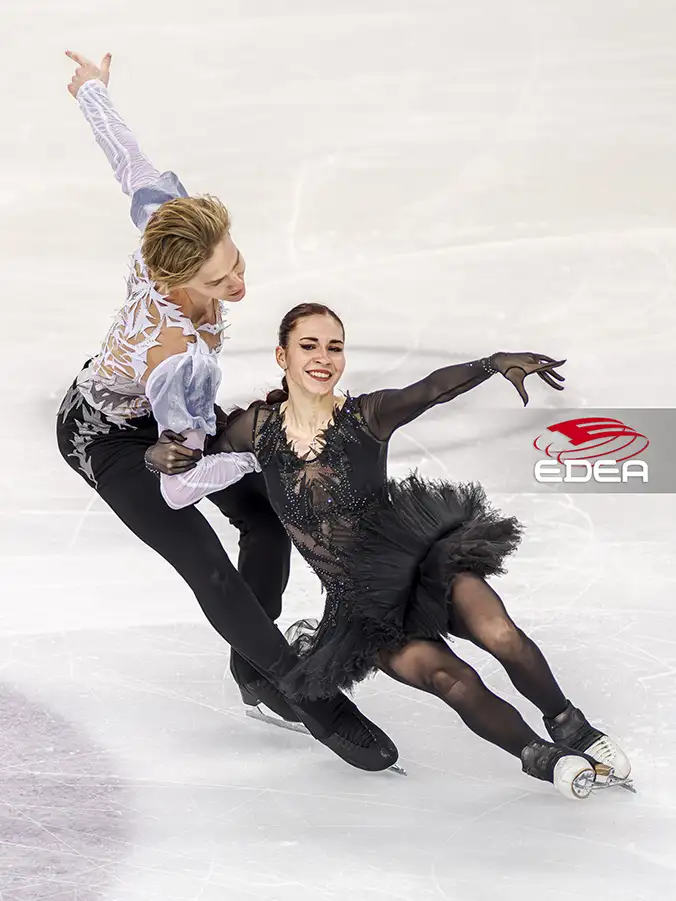 Ice Gallery Skates U.S.
